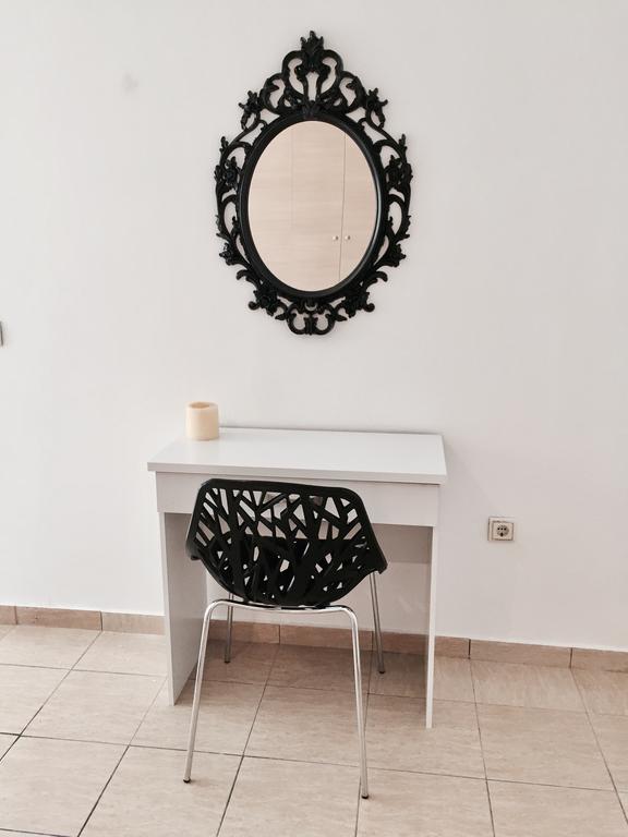 Sea And Sky Apartments Sarande Bagian luar foto