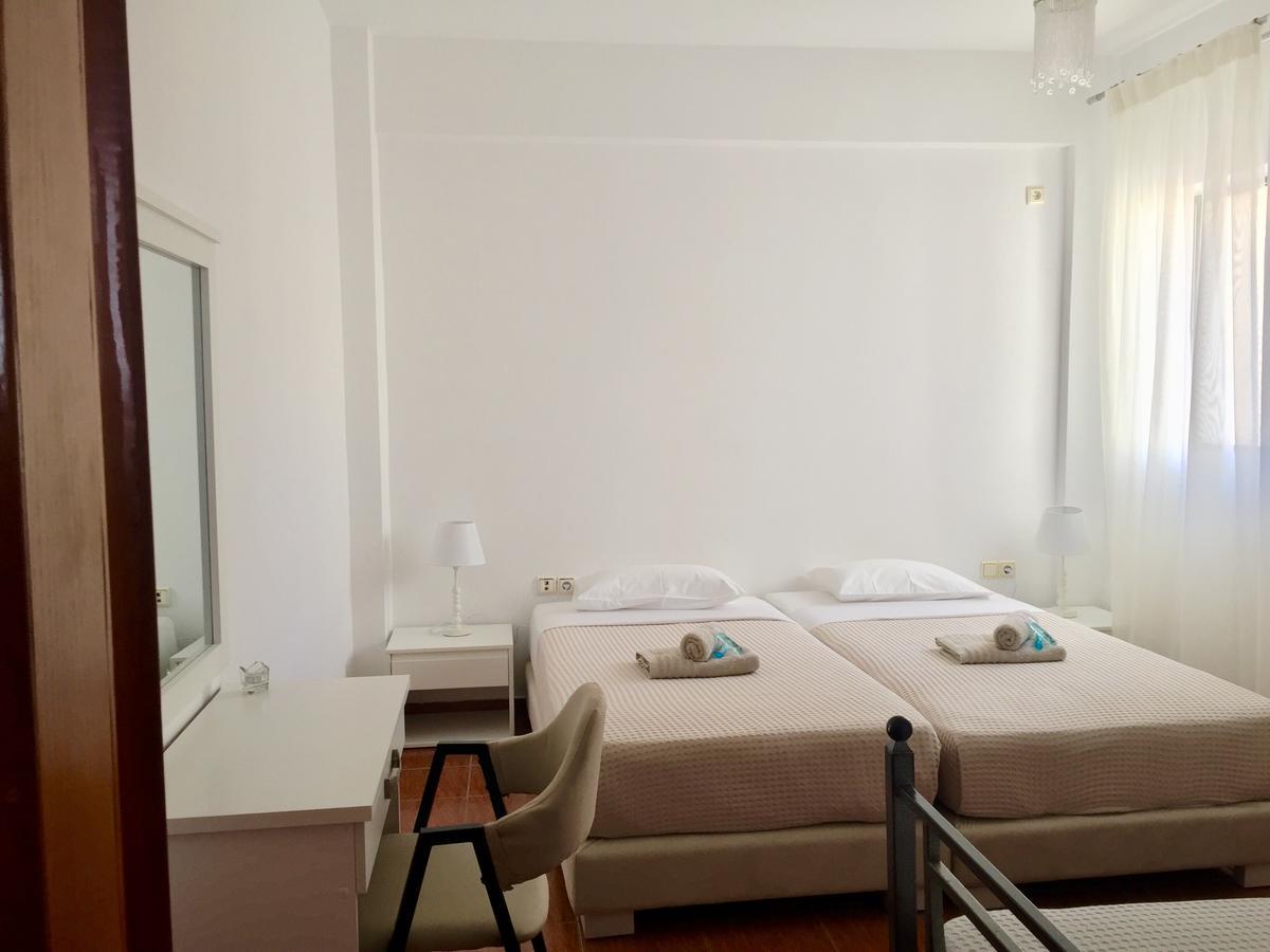 Sea And Sky Apartments Sarande Bagian luar foto