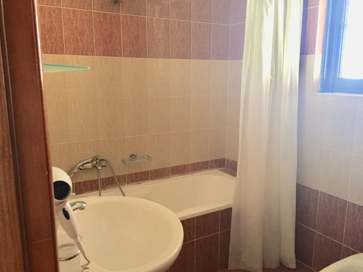 Sea And Sky Apartments Sarande Bagian luar foto